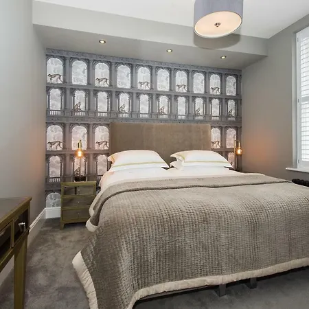 Belford By Serviced Lejlighed